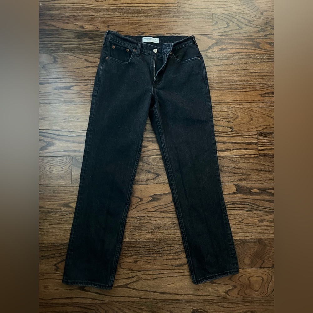 Abercrombie & Fitch Black Mid-Rise '90s Straight Jeans.  Size 26 Short